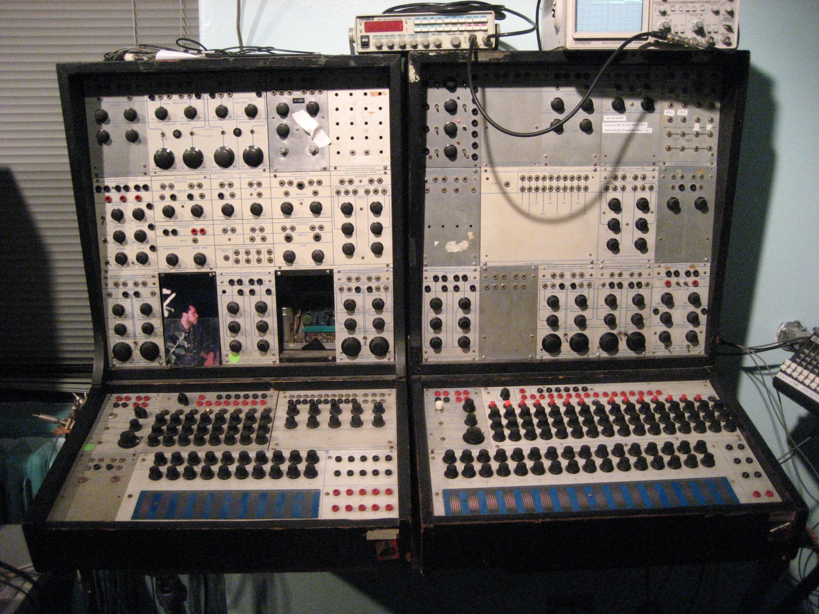 Buchla 100 系列