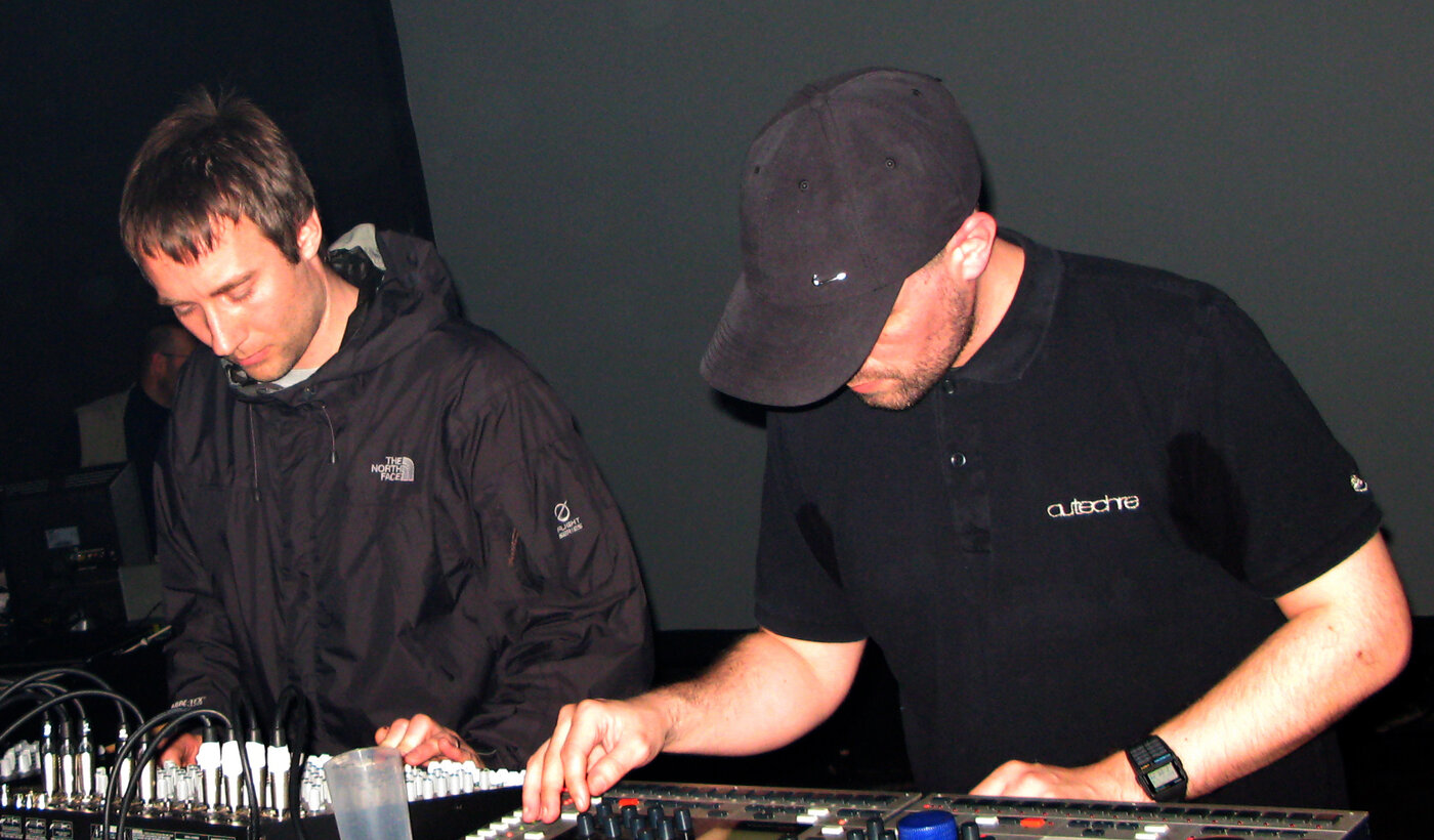 Autechre 現場操作畫面